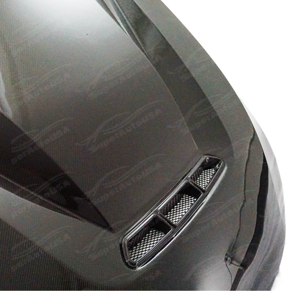 SuperAutoUSA custom-fit carbon fiber front vented hood for 2018 BMW 328d F30