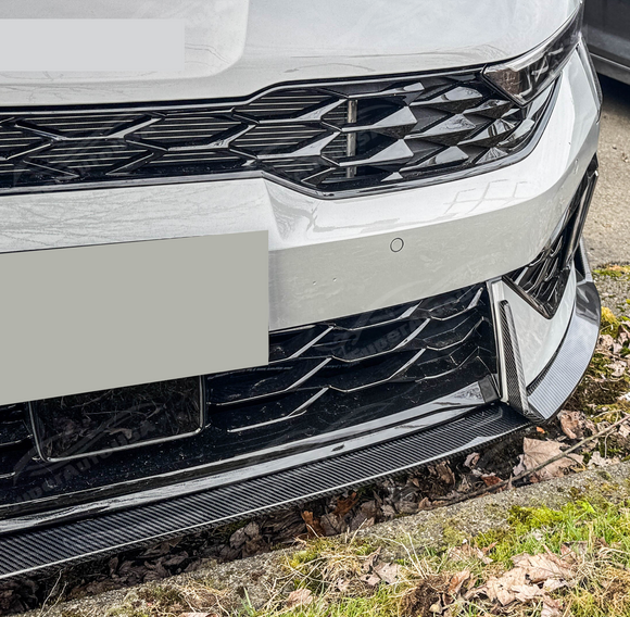 SuperAutoUSA sleek and stylish carbon fiber front bumper lip for Kia K5 2025+.
