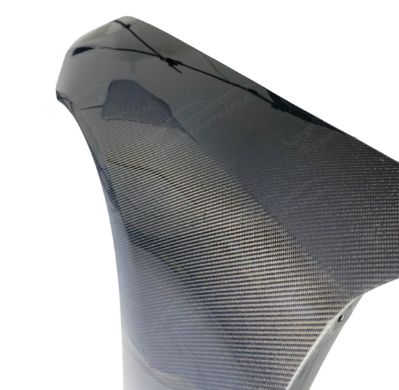 SuperAutoUSA stylish carbon fiber front fenders for Nissan Z 2022+.
