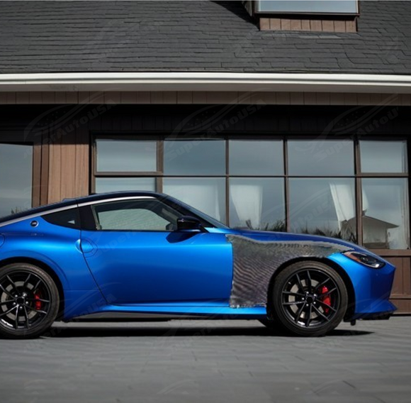 SuperAutoUSA aerodynamic front side vented fenders for Nissan 400Z 2022+.
