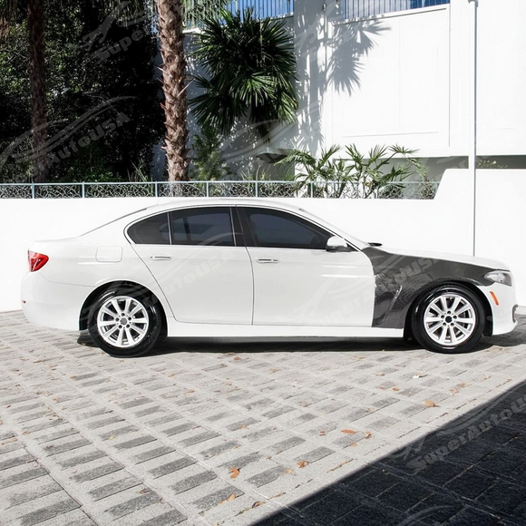 Close-up of the vented design on the real carbon fiber fender panel