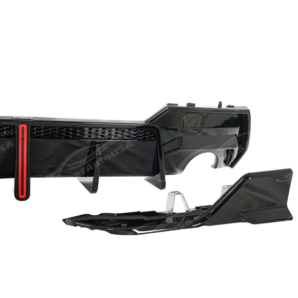 Full rear view of a BMW G26 with VTEN single exhaust diffuser, LED, and splitters