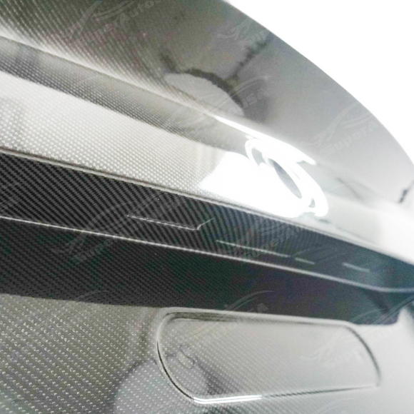  BMW G87 M2 in motion with real carbon fiber trunk cover