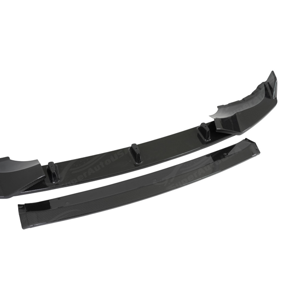 Detailed shot of the UV-resistant high-gloss clear coat on the SuperAutoUSA X5 real carbon lip