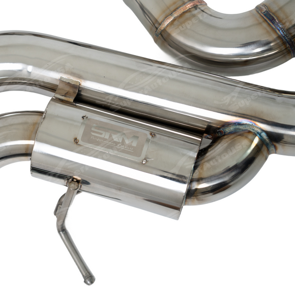 Macro shot of the high-flow metallic substrate inside the SRM 300-cell catalytic converters