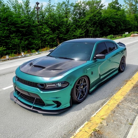 Durable real carbon fiber construction of Dodge Charger hood