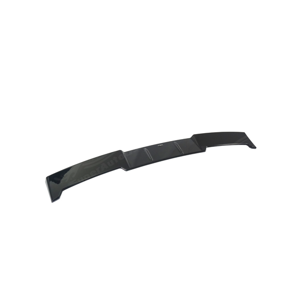 Sporty G22 roof spoiler.

