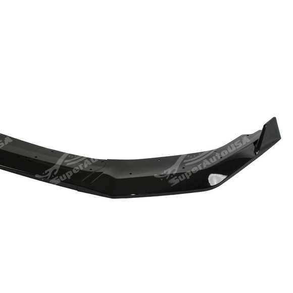 Detailed view of the high-gloss finish on the front lip splitter