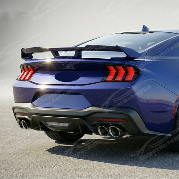 Detailed view of the high-gloss finish on the rear diffuser