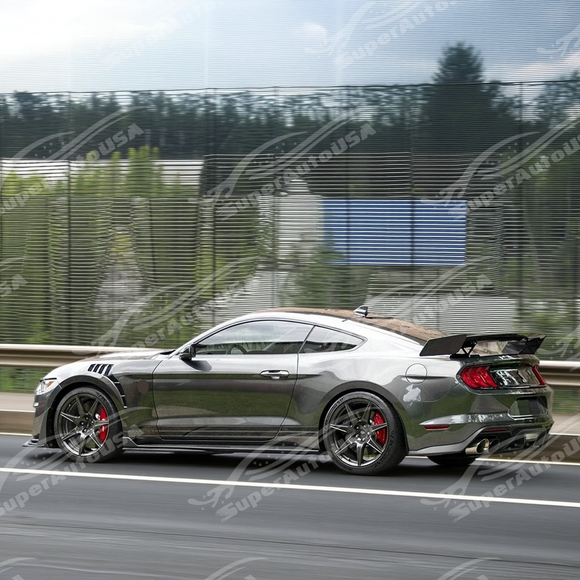 2021 Ford Mustang in motion with new vented carbon fiber fenders