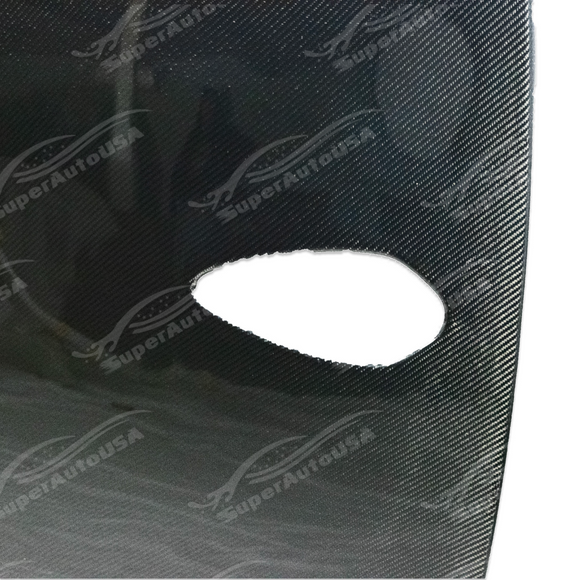 Detailed edge of the carbon fiber roof top cover overlay