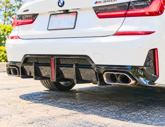 For BMW G20 LCI 3 Series 2023-2026 Gloss Black LED Brake Light Rear Bumper Diffuser