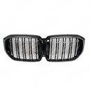 Full front view of a 2024 BMW X5 G05 with new LED grilles insert