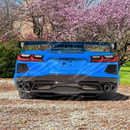 Detailed edge of the rear lid roof window visor spoiler