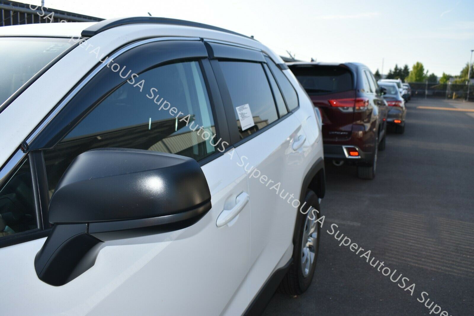 Ajuste 2015-2021 Chevrolet Suburban Clip-On Chrome Trim Vent Window Viseras Rain Sun Wind Guards Shade Deflectors - 0