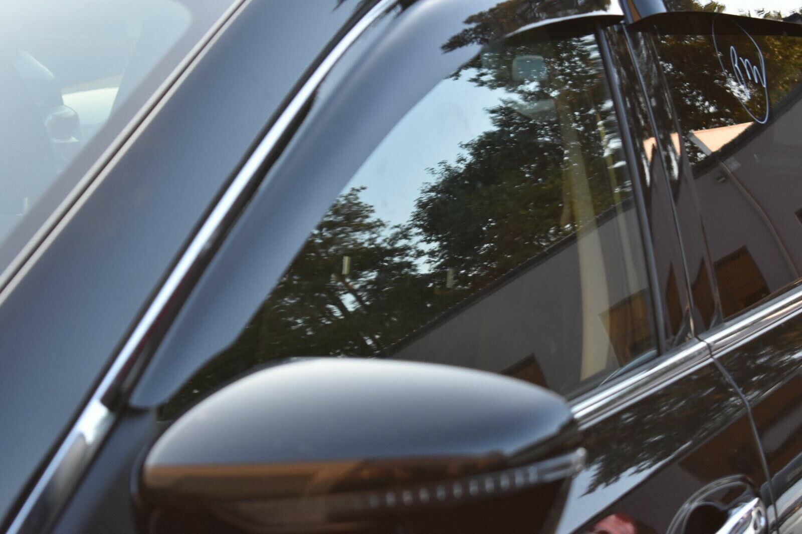 Fit 2013-2018 Toyota RAV4 Clip-On Chrome Trim Vent Window Visors Rain Sun Wind Guards Shade Deflectors